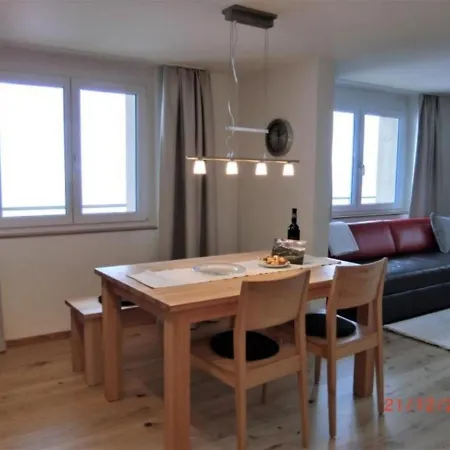 Chalet Raufthubel, 1 Stock Lägenhet Mürren